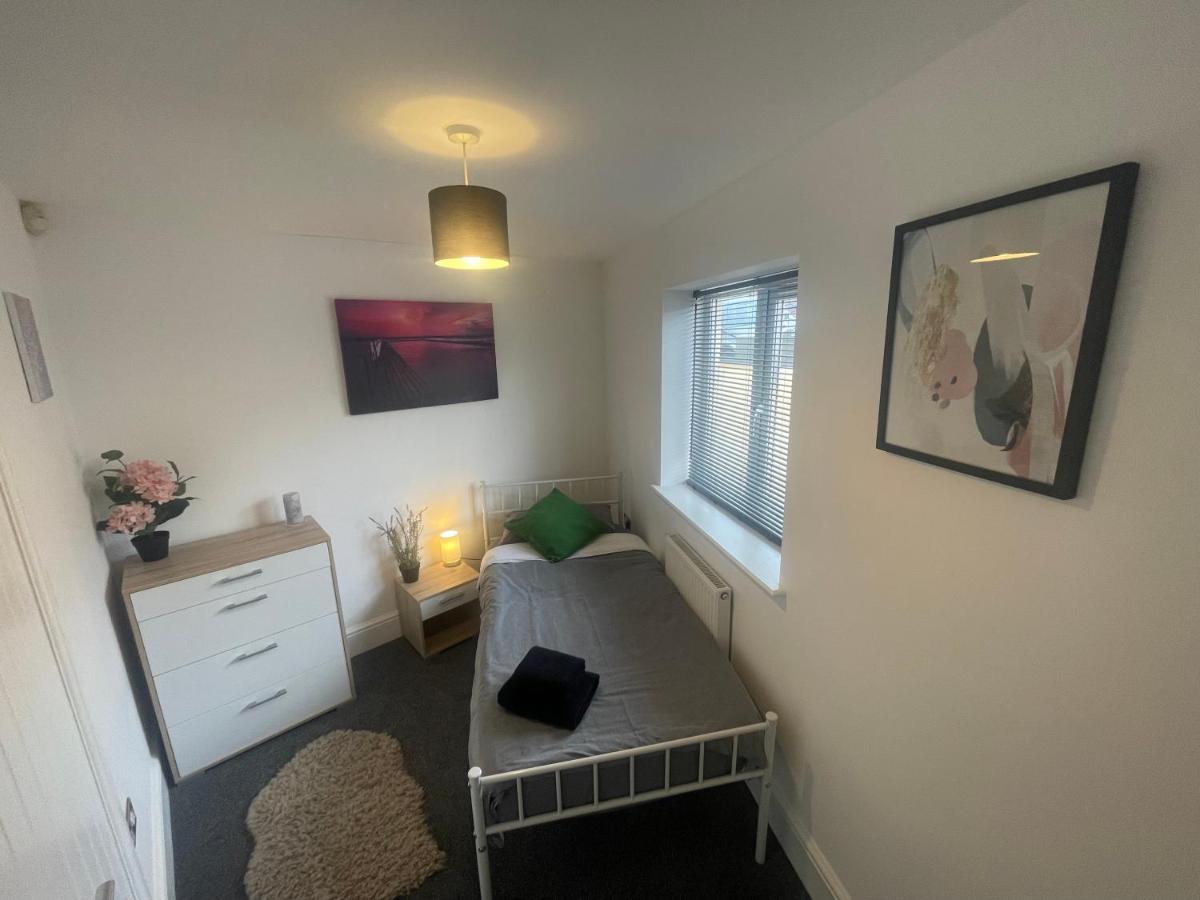 Two Bedroom Detached Modern Bungalow Close To Plymouth Argyle Fc Kültér fotó
