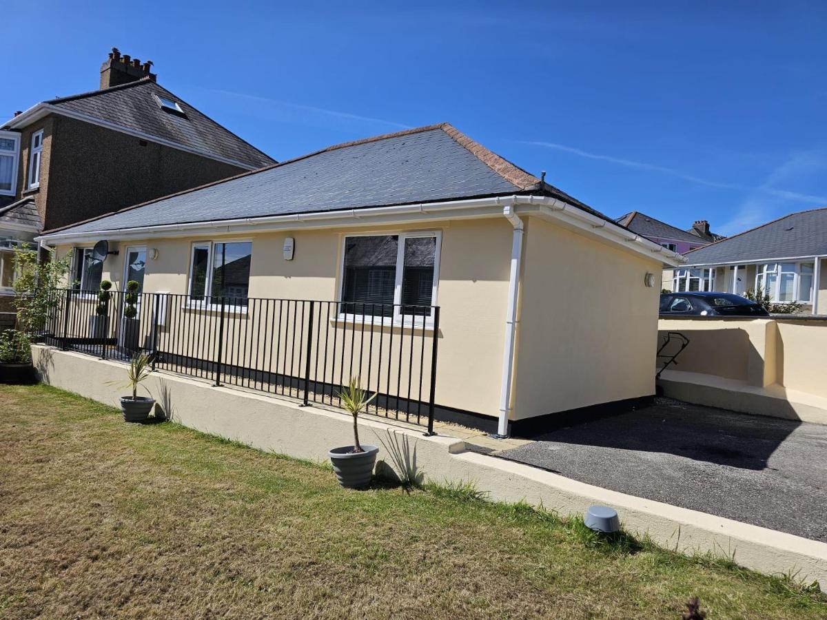 Two Bedroom Detached Modern Bungalow Close To Plymouth Argyle Fc Kültér fotó